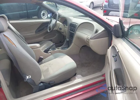 2001 Ford Mustang z USA, uszkodzony, nr VIN 1FAFP40421F170087